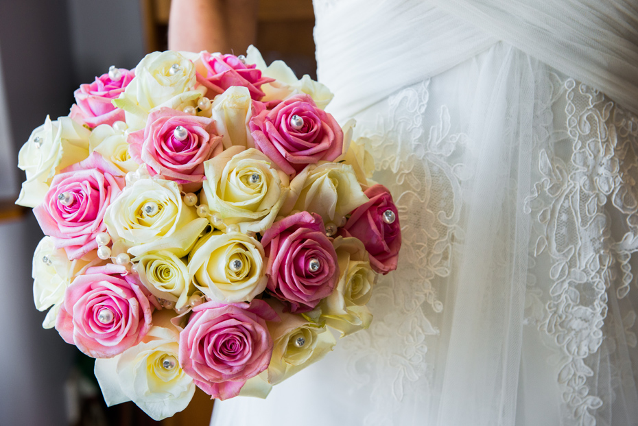 A pick of the Best Wedding Bouquets  Matthew Rycraft