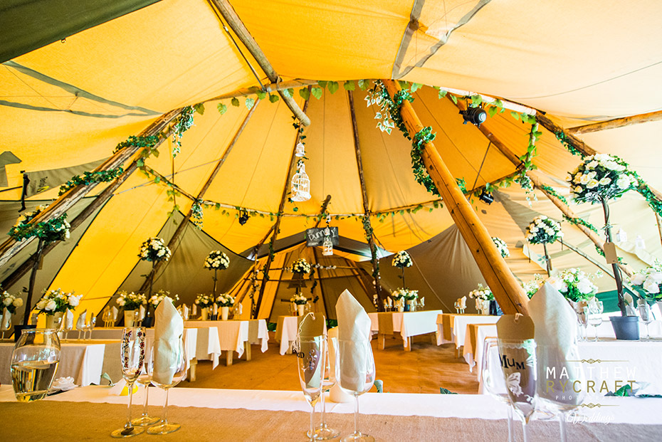 Wedding in Tipi